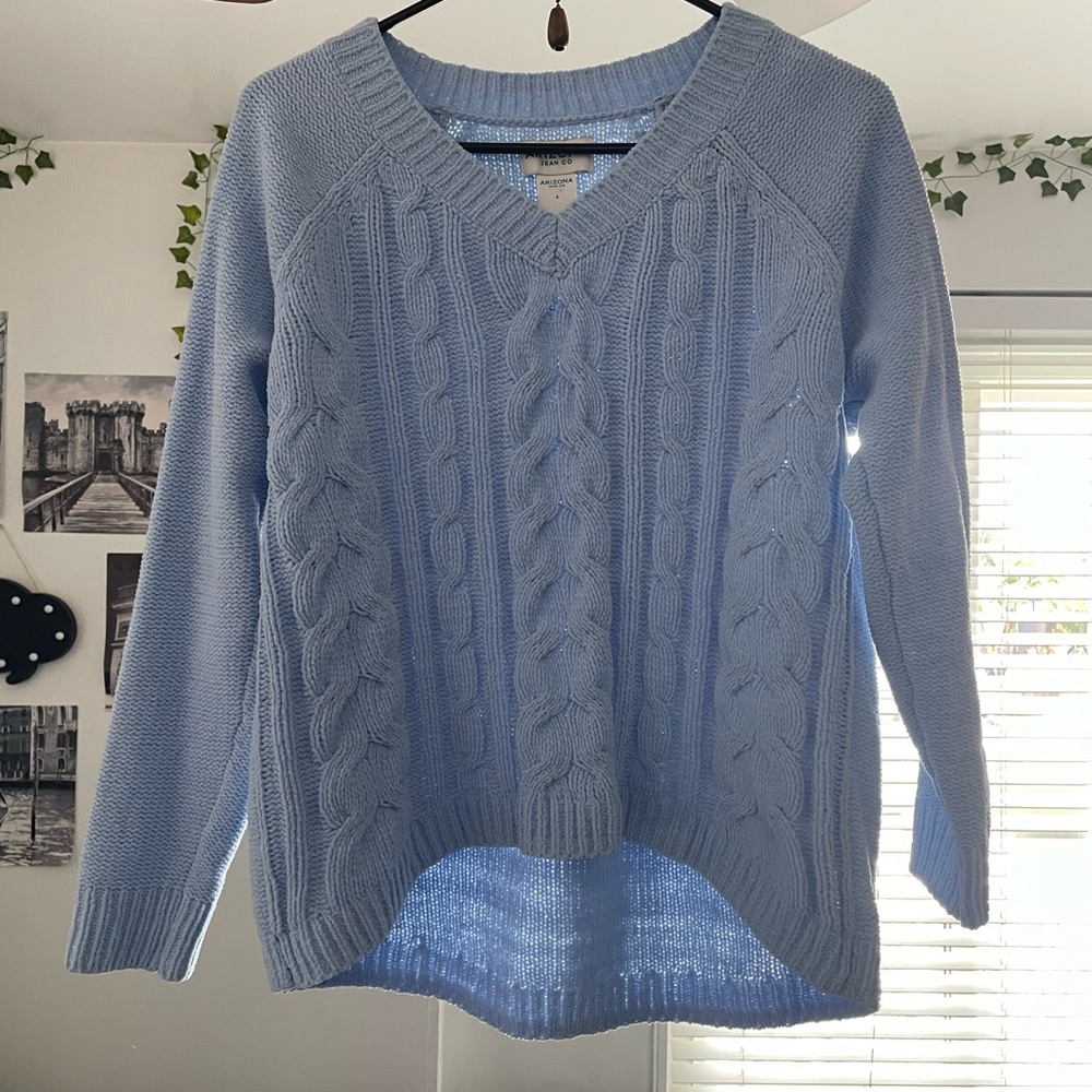 Arizona Jean Company Blue V-Neck Cable Knit Sweater